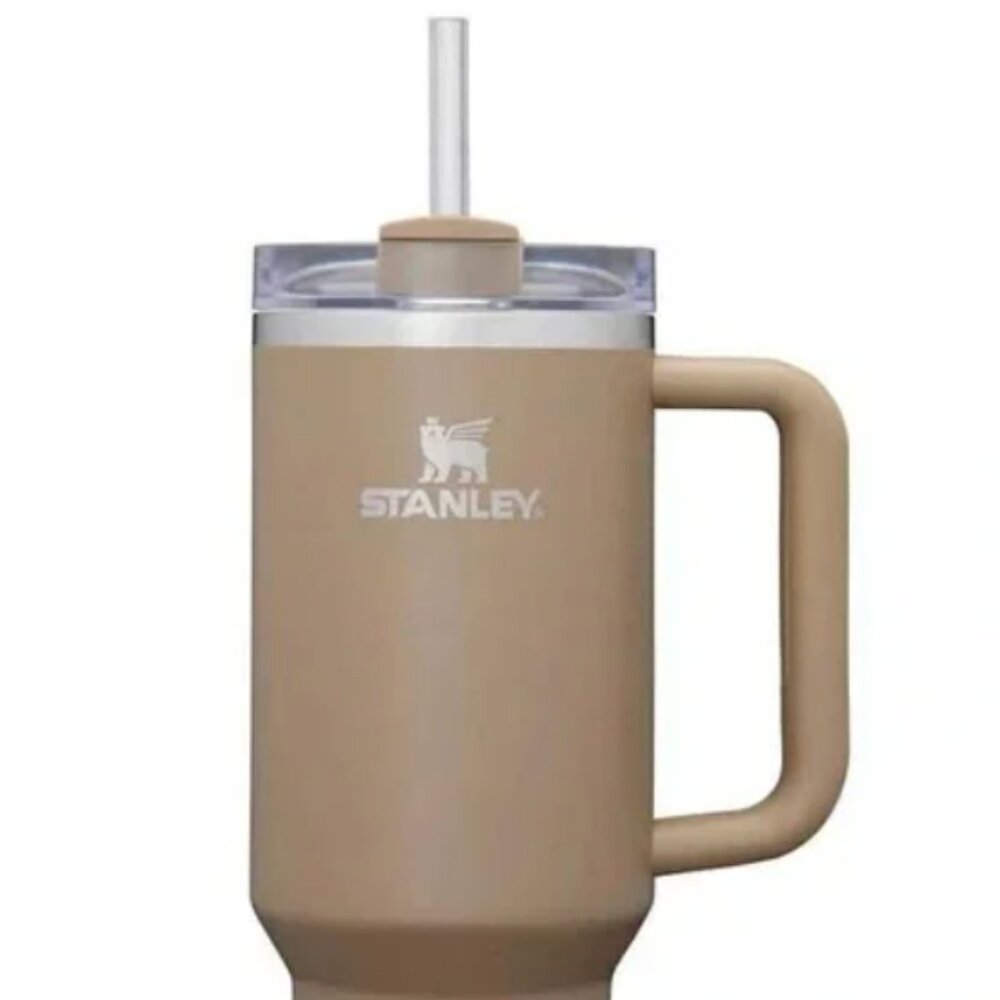 Stanley x Hearth & Hand - 40 oz Travel Quencher - Basic Brown